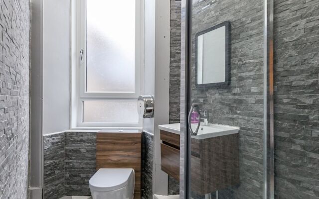 Oakshaw Guesthouse - Glasgow Airport