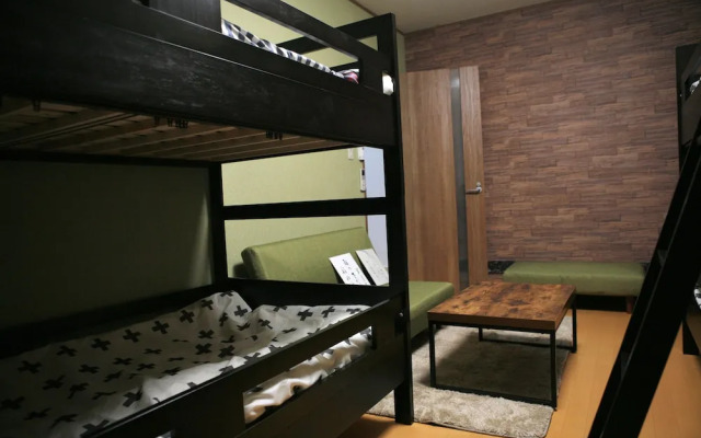 Maru House - Hostel