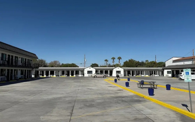 Rawls Motel