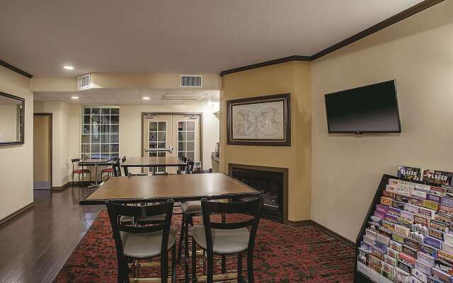 La Quinta Inn & Suites by Wyndham Davis