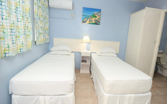 Dover Beach Hotel