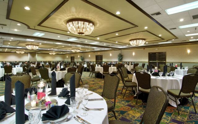Embassy Suites by Hilton Palm Desert