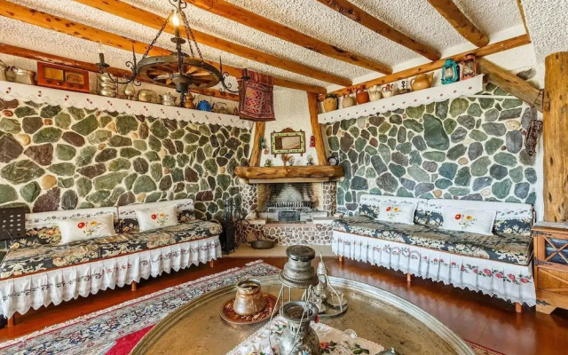 Lake Sapanca Breathtaking Private Villa Retreat