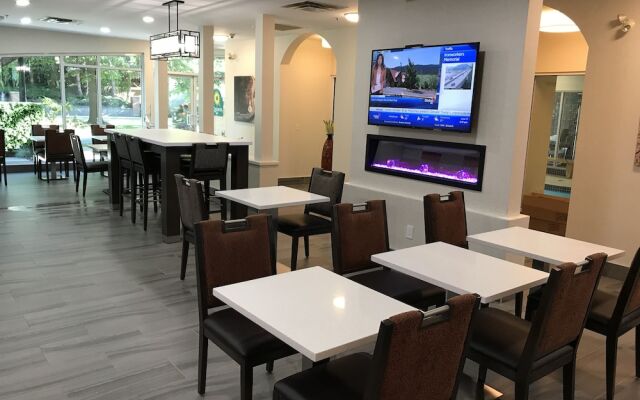 La Quinta Inn by Wyndham Vancouver Airport