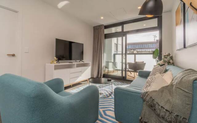 Premium Brand New Central Apt - Carpark