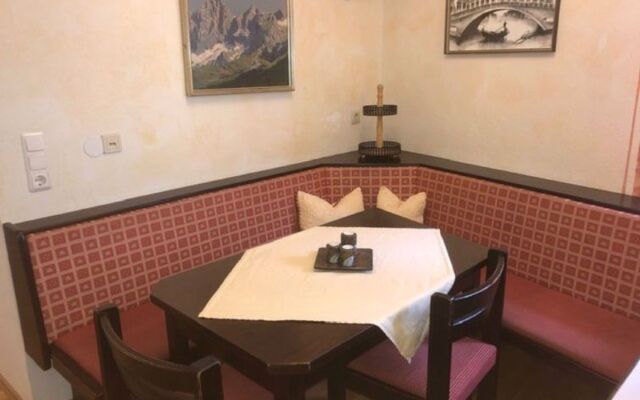 Burg Biedenegg, Pach (FIE201)