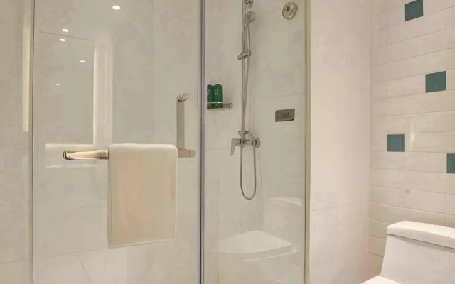 Magnotel(Jiaojiang yunxi road, yan yu park)