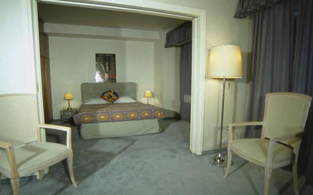 Lion Hotel