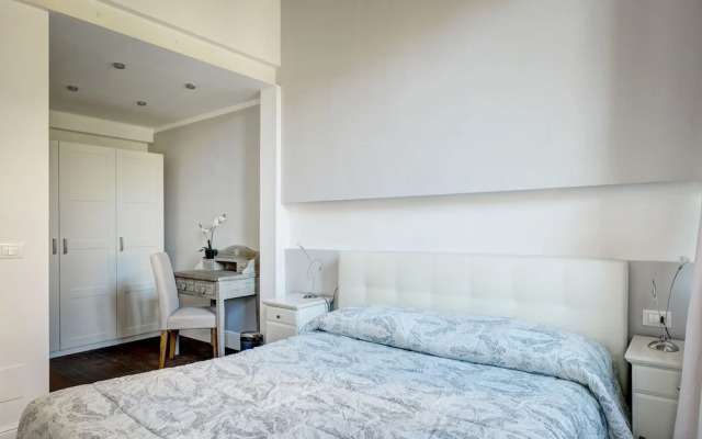 Lucrezia Apartment by Firenze Prestige