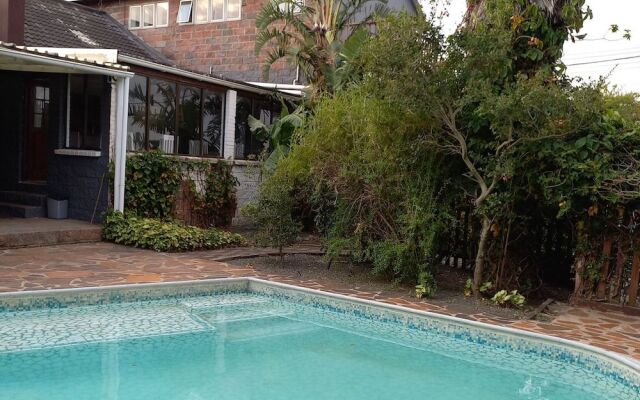 Arbour Lodge Guest House