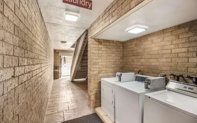 Americas Best Value Inn Columbus, TX