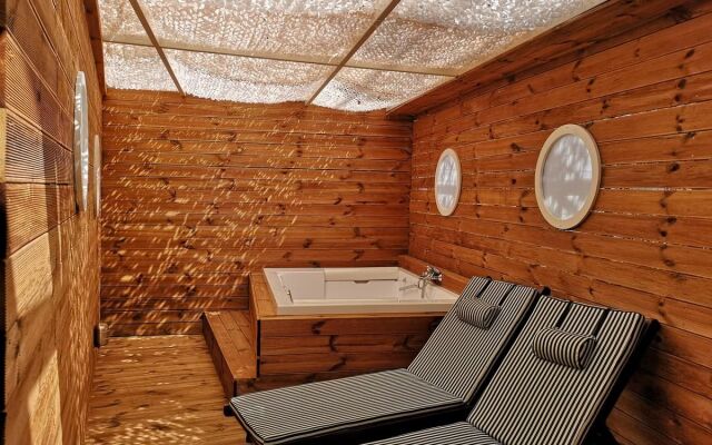 Elmi Suites Beach Hotel - All Inclusive