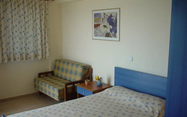 Maistrali Beach Hotel