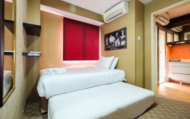 Cozy Trendy Green Palace Kalibata City Apartment