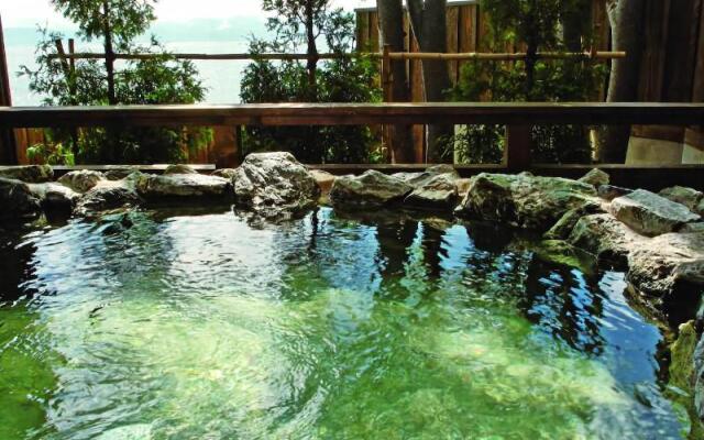 Lakeside Villa Suimeikaku