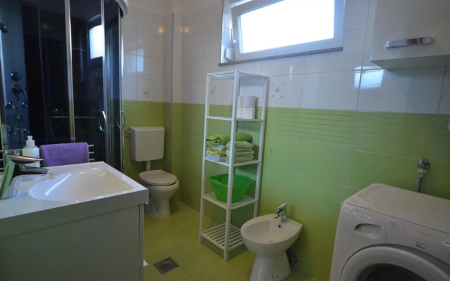 Villas in Kanfanar With 4 Bedrooms and 5 Bathrooms