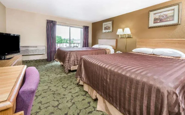 Bloomington Travelodge - фото 4