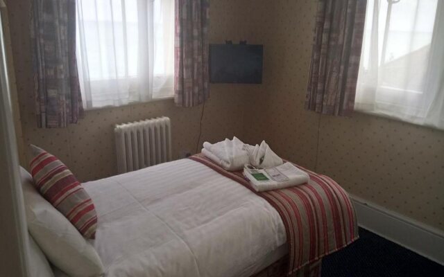 Queens Hotel