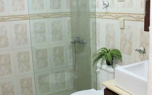 Stylish 1r-1b Apt Near The Beach And Main Street