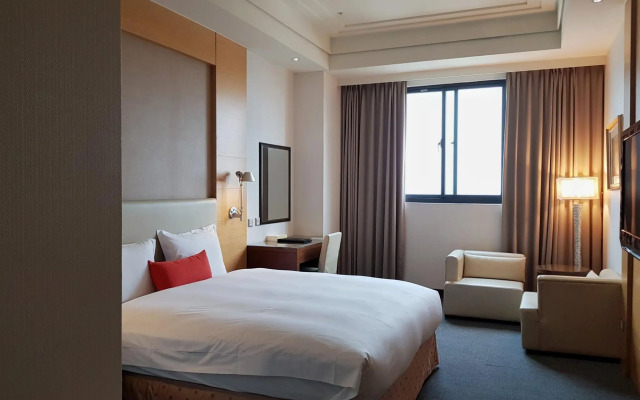 Ever Delightful Business Hotel