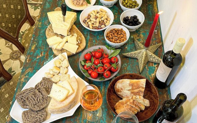 Salapolis Luxury Apartments