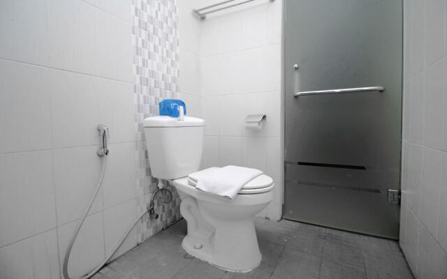 Airy Simpang Lima Anggrek Satu 18 Semarang