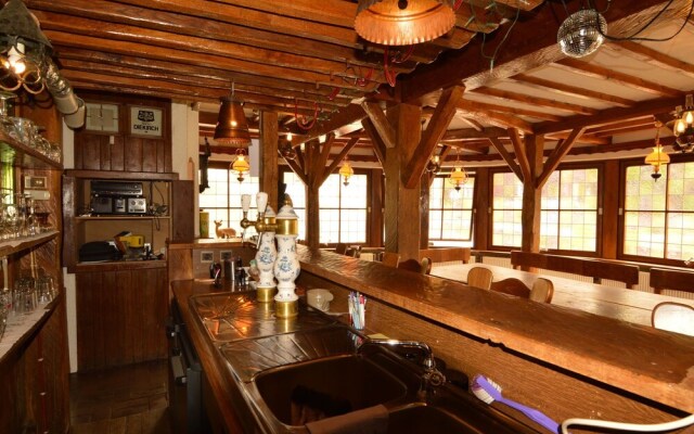 Pleasant Holiday Home in Ouren With a Bar