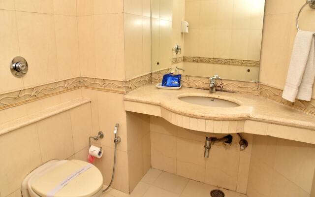 OYO 2148 Hotel Metro 43
