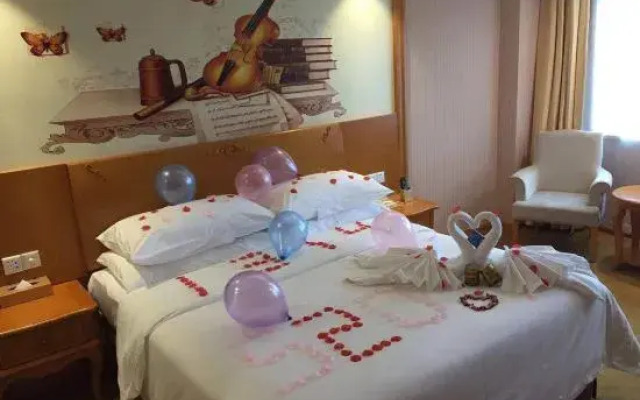 Vienna Hotel Suzhou Industrial Park Yangcheng Lake Fashion Stage