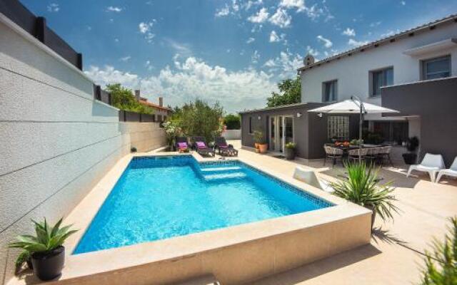 Holiday Home Zoya