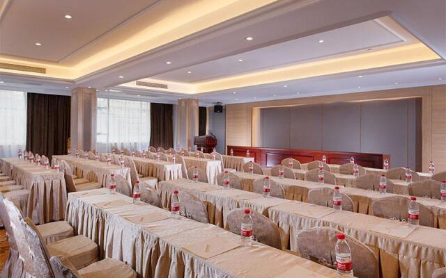 Vienna Hotel Guangxi Guilin Yangshuo Eternal Love