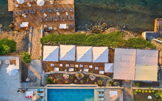 niXie Hotel & Beach