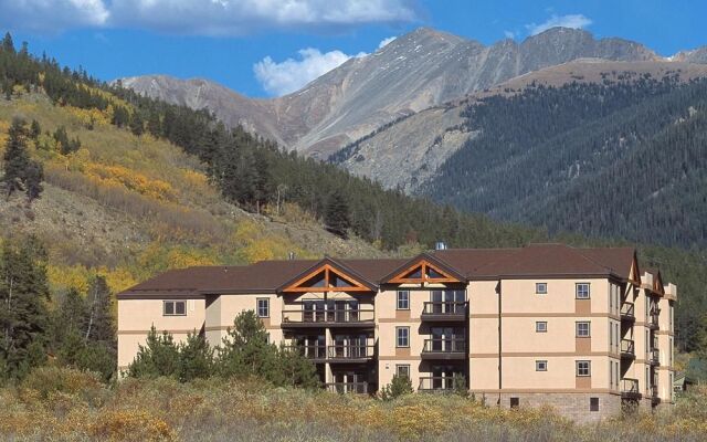 Oro Grande by Summit County Mountain Retreats