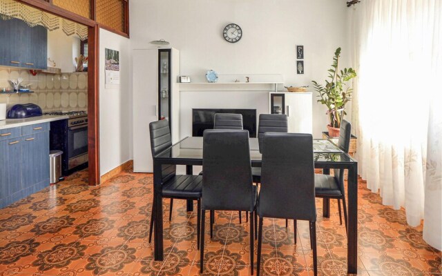 Awesome Apartment in Sibenik With 3 Bedrooms