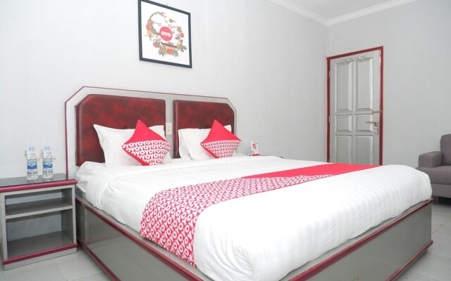 Executive Residence by OYO Rooms