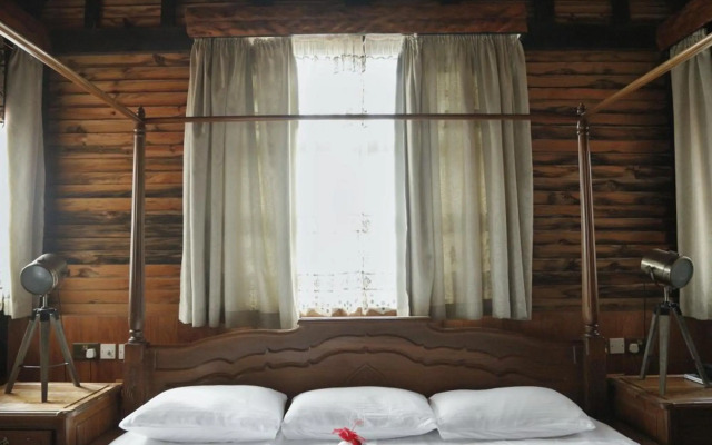 La Digue Emerald Villa