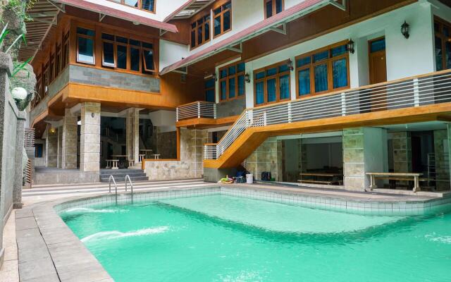 OYO 1209 Tirtasari Nice Guesthouse