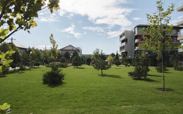 Airport Residence - Across from Otopeni Airport