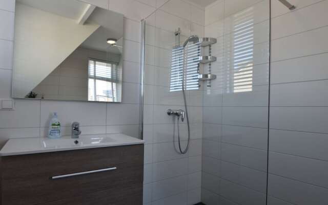 Elegant Studio Near Beach