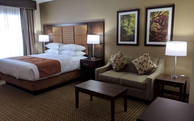 Best Western Plus Hinton Inn & Suites