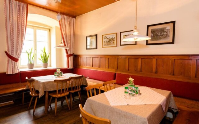 Gasthaus Grillitsch Roesslwirt