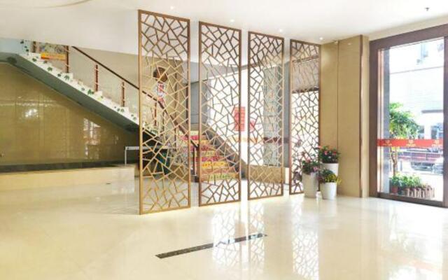 Guangzhou Helong Hotel