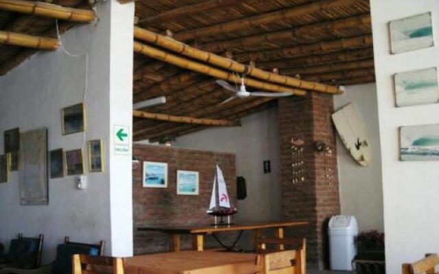 El Merlin at the Point