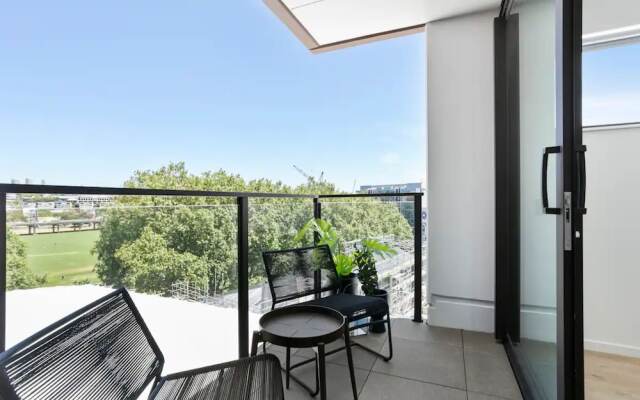 Stunning Modern Two Bedroom - Perfect Location!