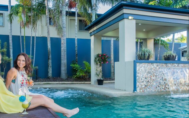 Coral Cay Resort
