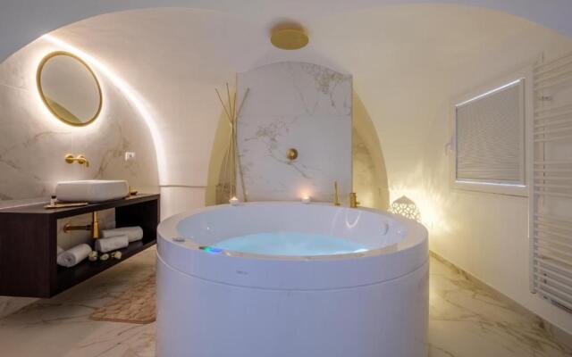 La Bella Ostuni Suites