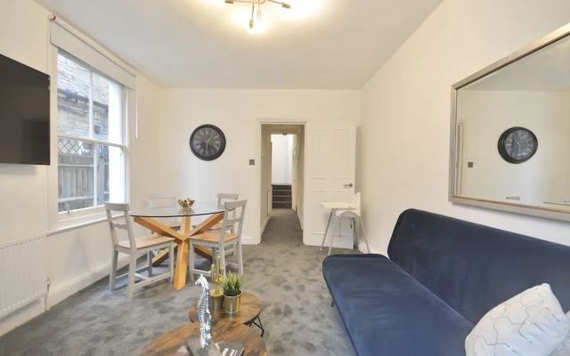 Beautiful Garden Flat near Chelsea