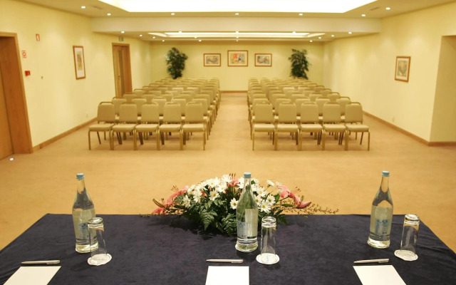Suite Hotel Eden Mar