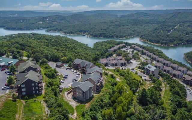 The Branson Stone Cliff Hideaway - 3 Min From Silver Dollar