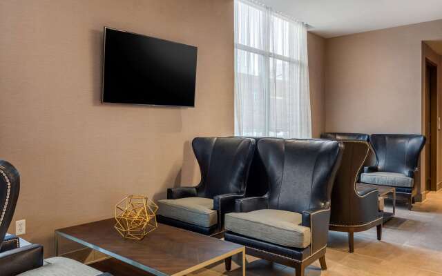 Cambria Hotel Omaha Downtown